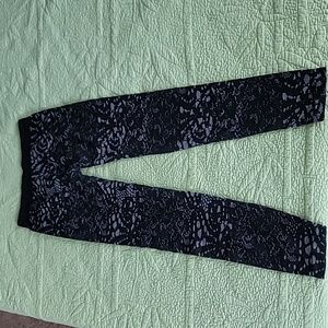 Womens Black & Gray Leggings